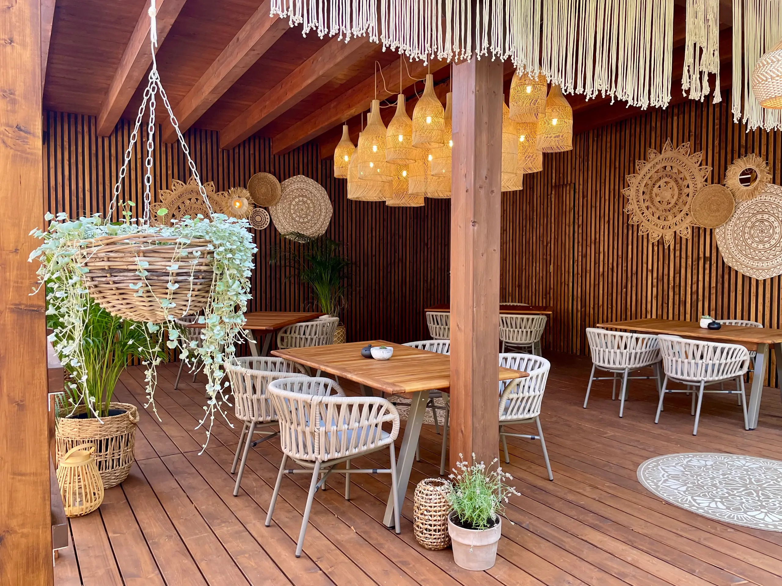 Garten Lounge.JPG